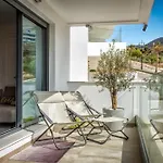 Vivi Homes - Sunny Views Wellness, Gym, Pool & Sea View Mijas