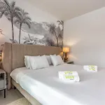 Vivi Homes - Sunny Views Wellness, Gym, Pool & Sea View