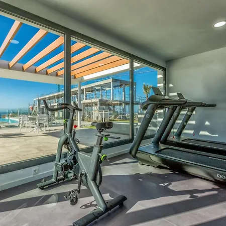 アパート Vivi Homes - Sunny Views Wellness, Gym, Pool & Sea View *