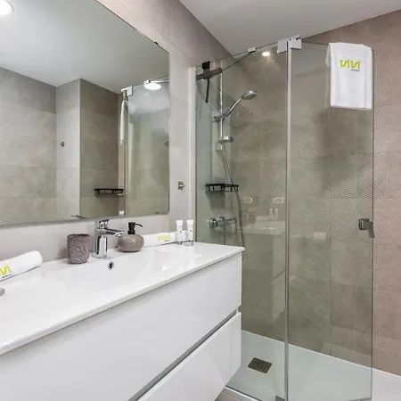 Lejlighed Vivi Homes - Sunny Views Wellness, Gym, Pool & Sea View *